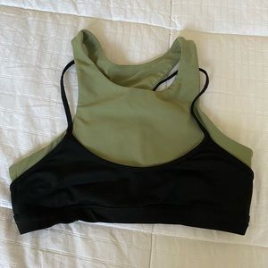 Sarah’s Day Green Sports Bra - Size Large. Original Collection.